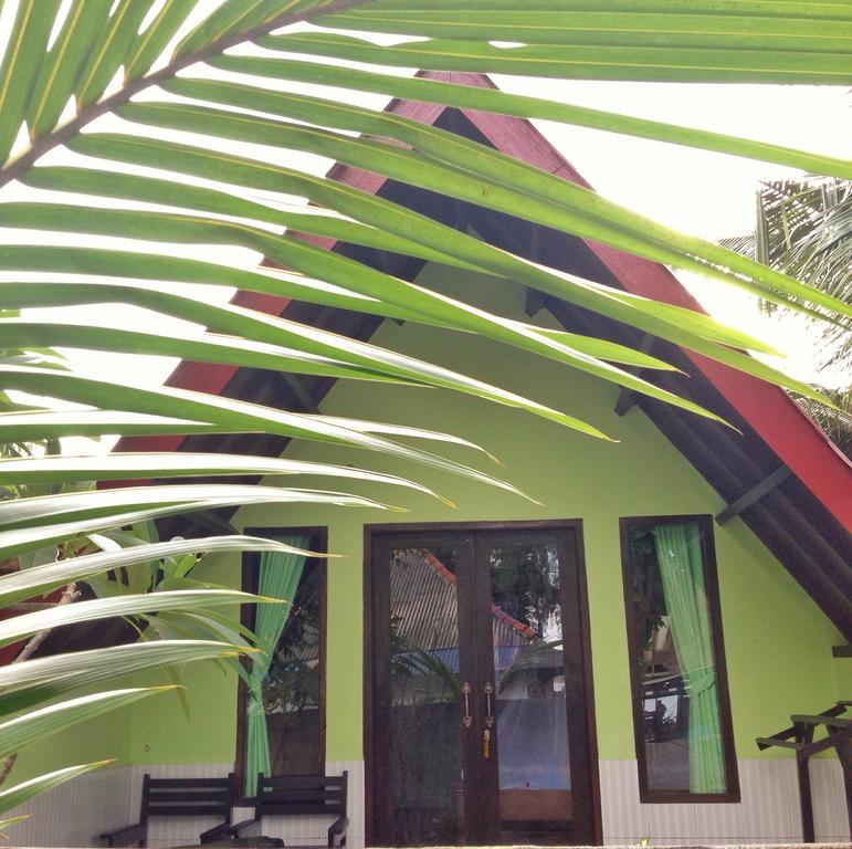 Brother Bungalow Gili Trawangan Exterior photo