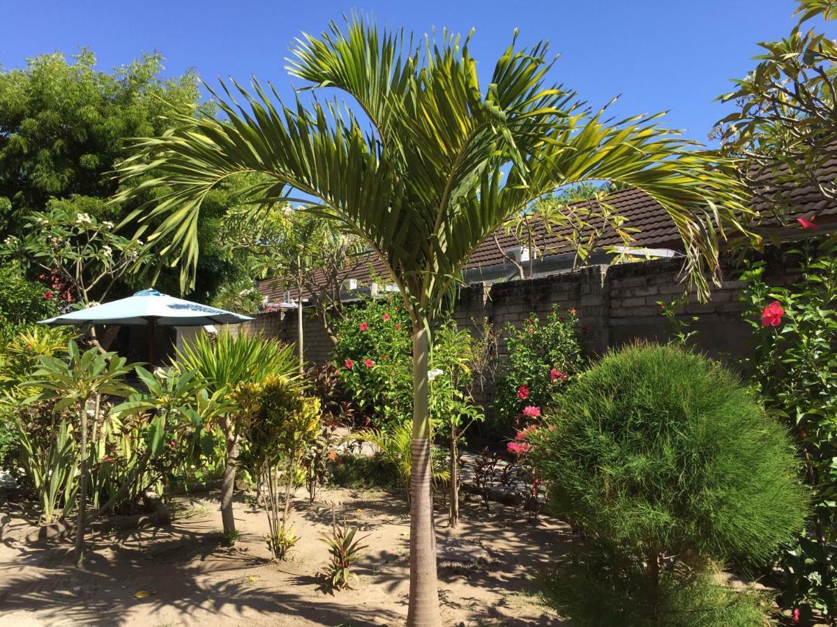 Brother Bungalow Gili Trawangan Exterior photo